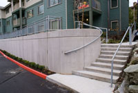 Image 2 of concrete architectural chamfer style retaining wall installed by Foundation Specialists concrete contractor in Washington State